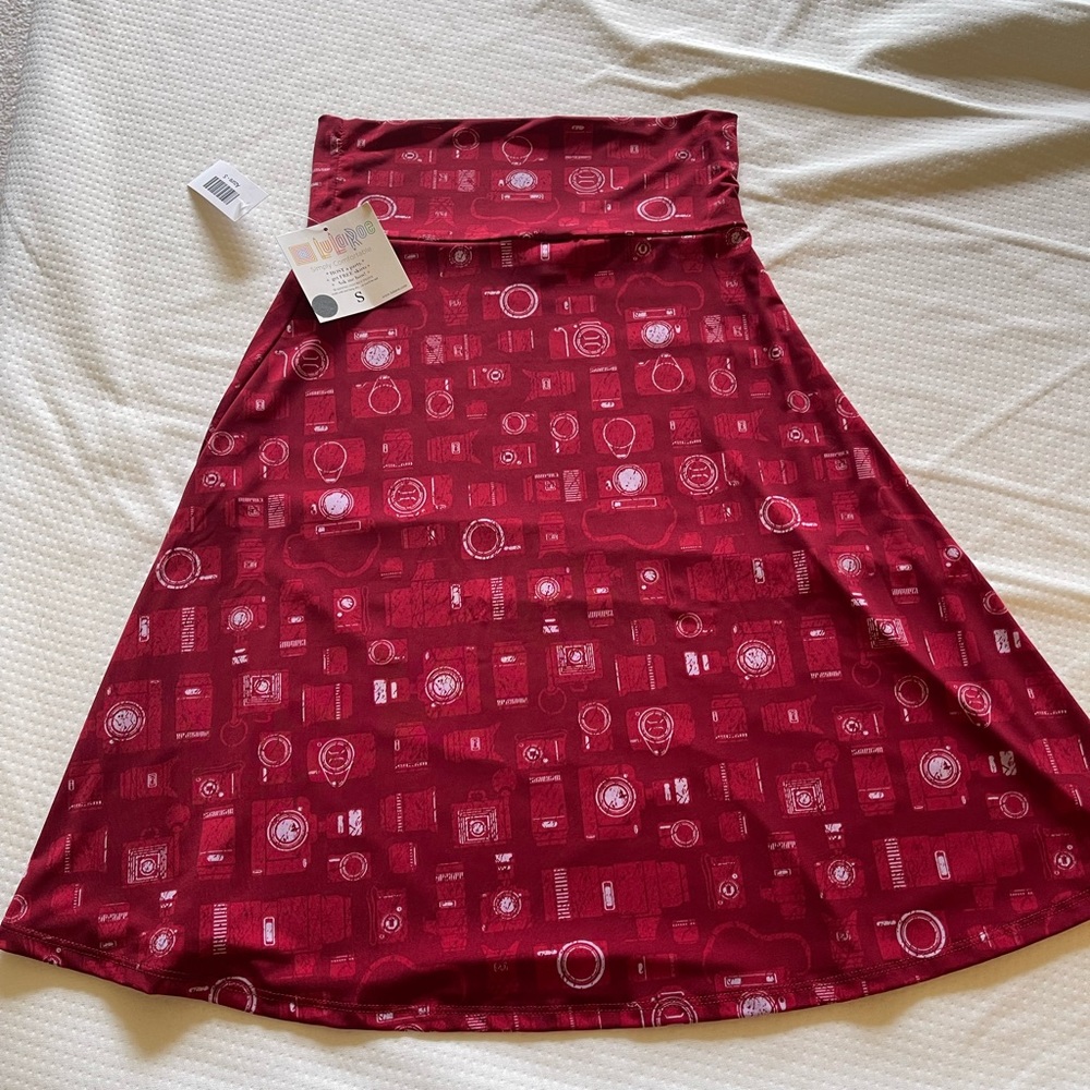 Lula Roe Red Camera skirt